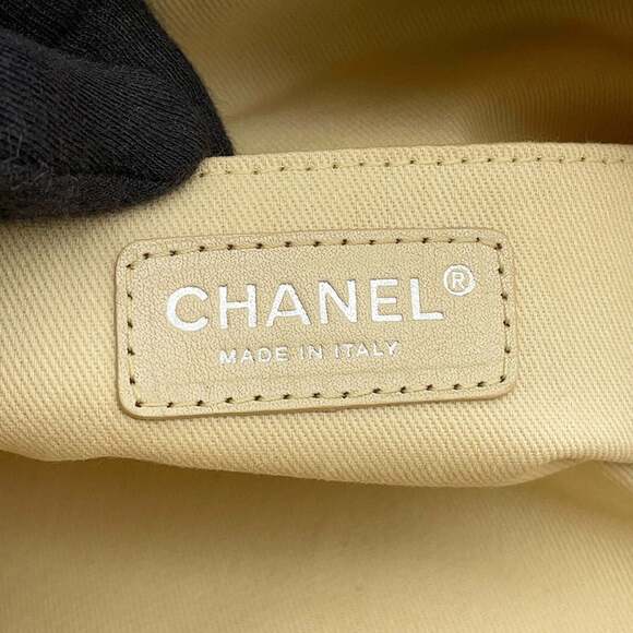 CHANEL White Leather Logo Boston Bag - Picture 13 of 14